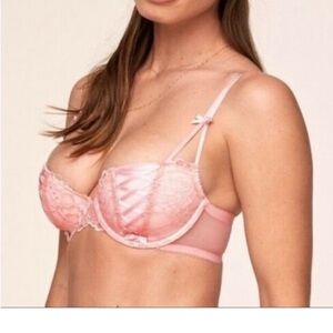 Elegant Adore Me NWOT Contour Balconette Lace Bra